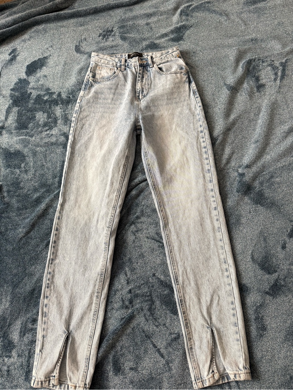 White Fox Boutique Light blue High-Rise Straight Jeans